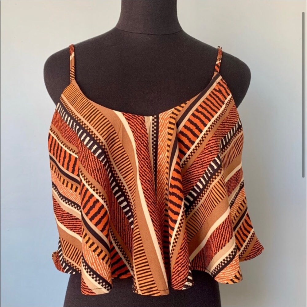 ✨MENDOCINO Printed Crop Top✨